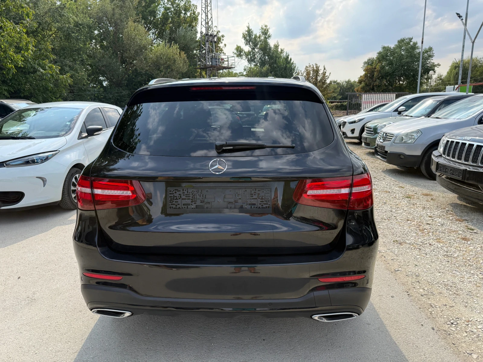 Mercedes-Benz GLC 250 4MATIC - AMG - 204к.с., снимка 8 - Автомобили и джипове - 55789324