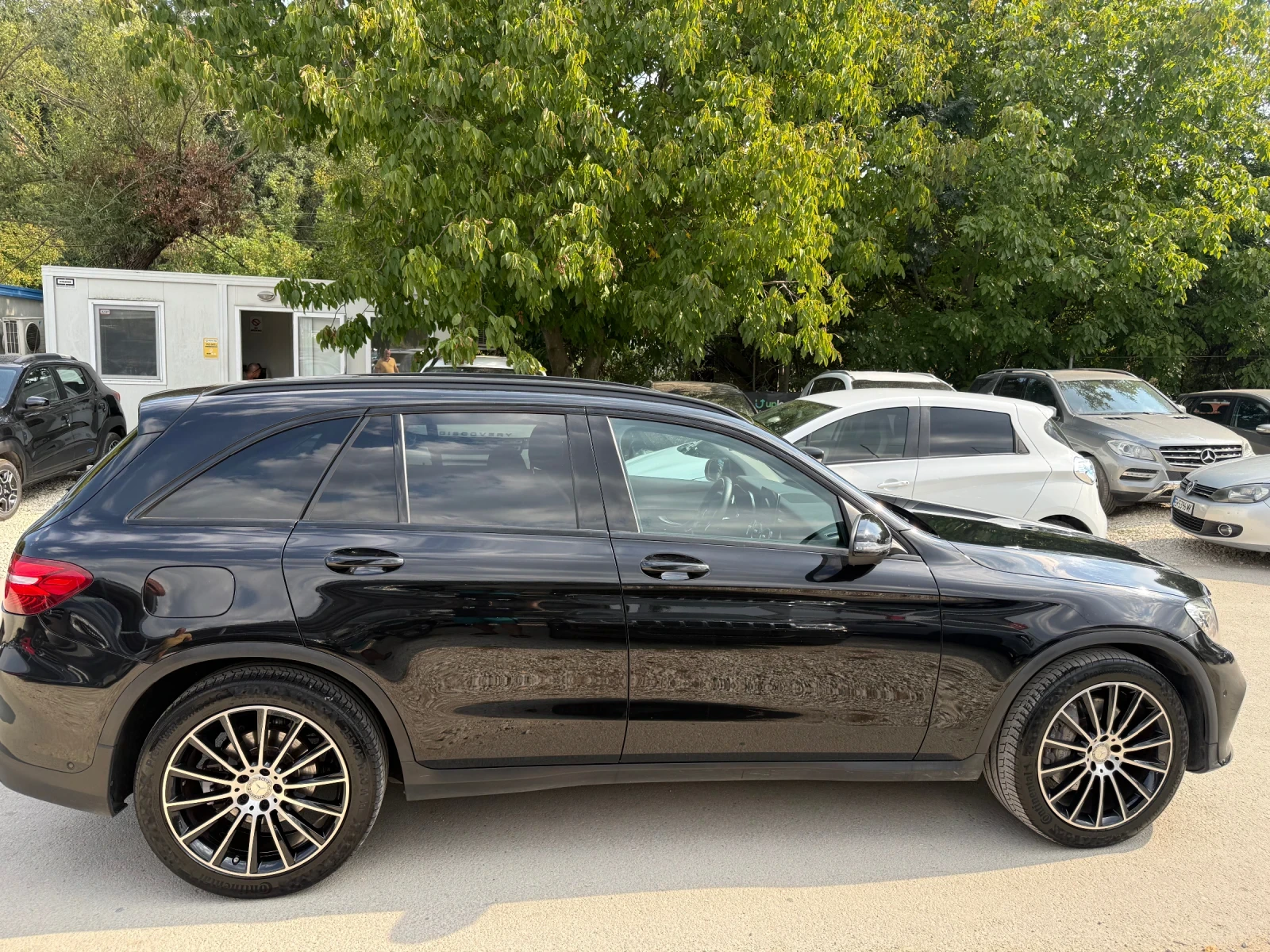 Mercedes-Benz GLC 250 4MATIC - AMG - 204к.с., снимка 6 - Автомобили и джипове - 55789324