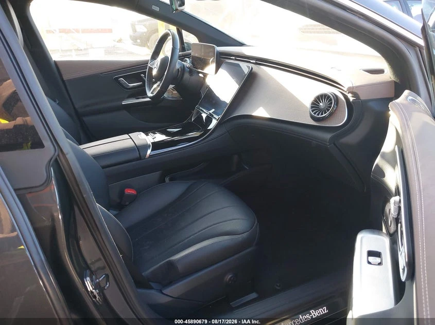 Mercedes-Benz EQE 350 4Matic, снимка 5 - Автомобили и джипове - 56630289