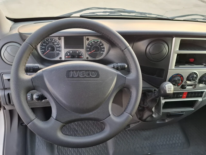 Iveco Daily До3.5т/Хладилен/220v, снимка 7 - Бусове и автобуси - 48406252