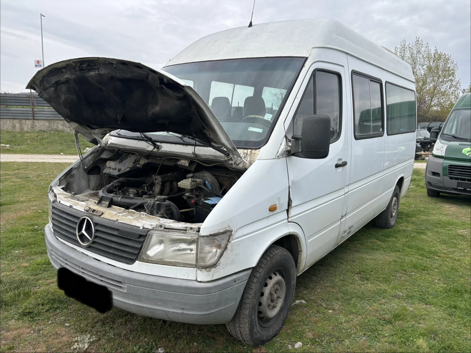 Mercedes-Benz Sprinter 312 ЗА ЧАСТИ ЦЯЛ