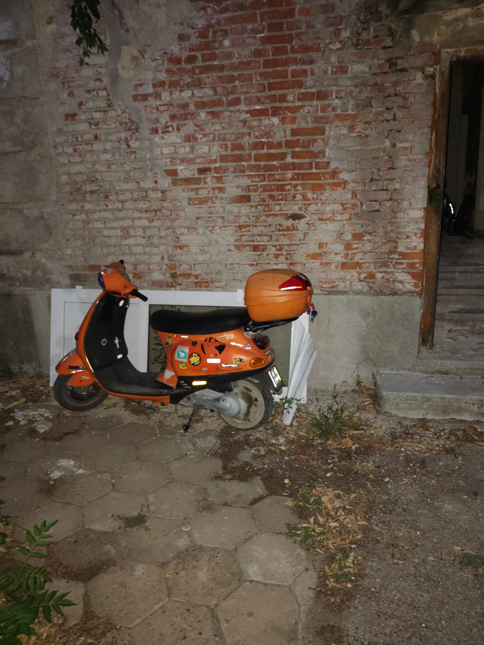 Vespa Sprint, снимка 2 - Мотоциклети и мототехника - 56588109