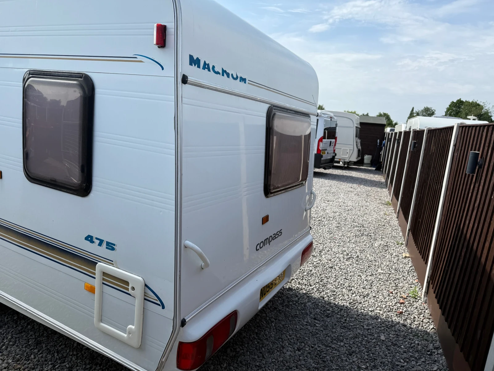 Каравана Compas Magnum Mendip 475 - изображение 9