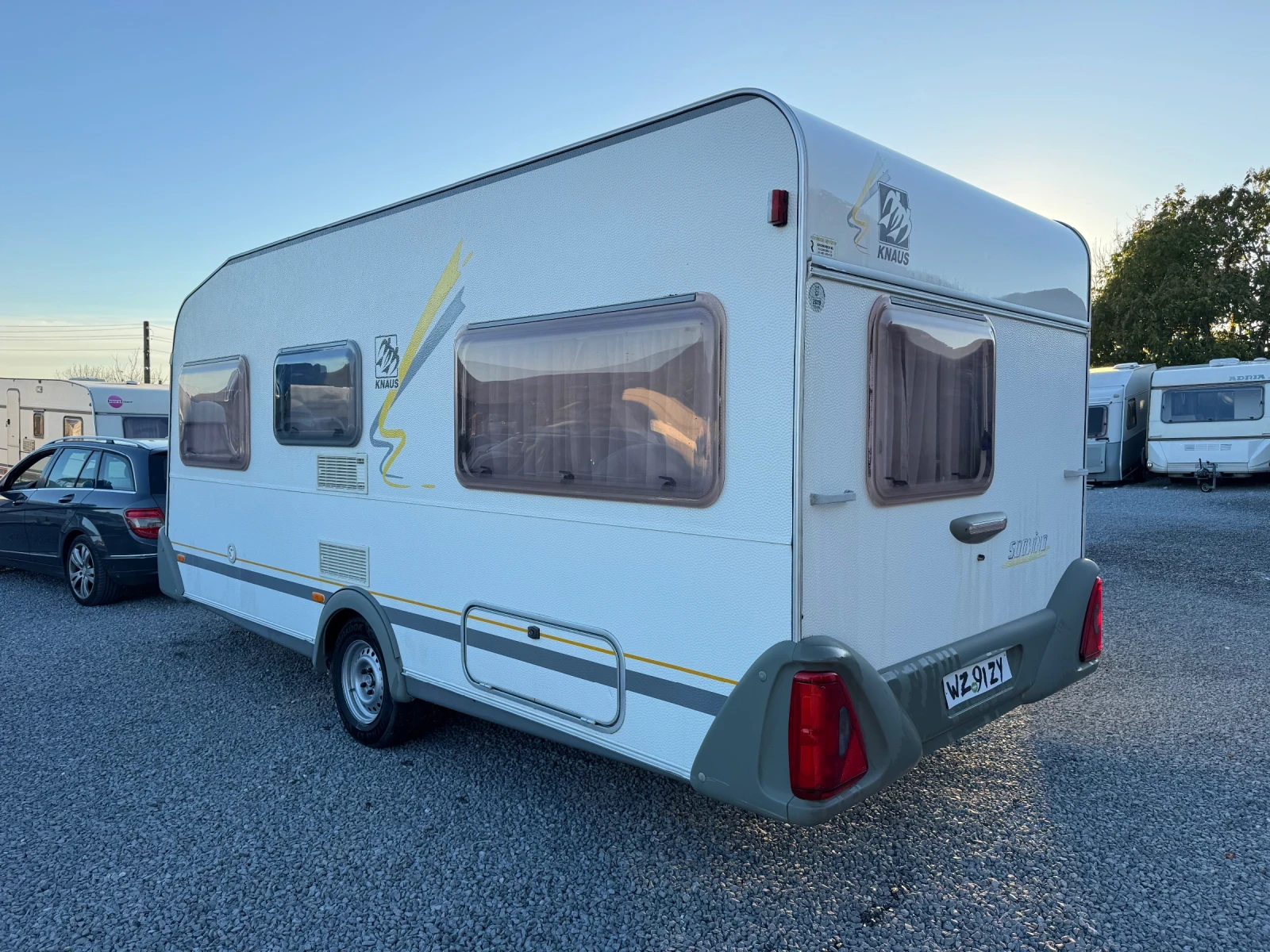 Каравана Knaus Без следи от употреба  - изображение 5