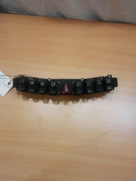 Копче аварийни (централна конзола) Мерцедес S-класа W220