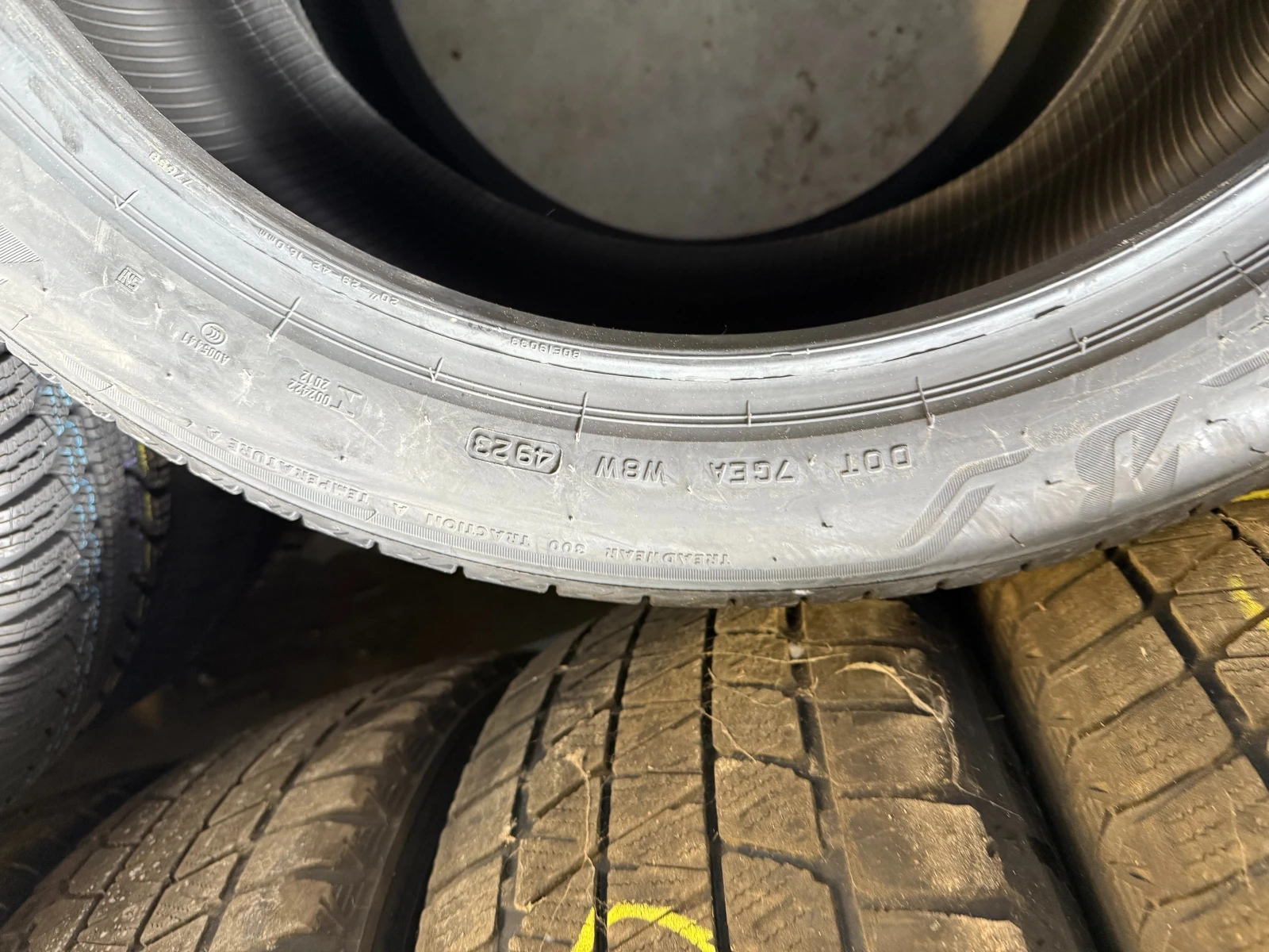 Гуми Летни 245/45R20, снимка 9 - Гуми и джанти - 54785860