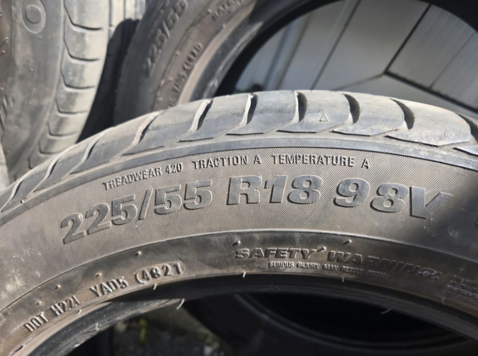 Гуми Летни 225/55R18, снимка 3 - Гуми и джанти - 55781562