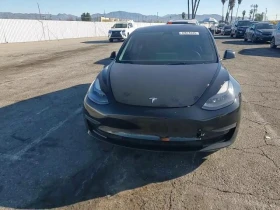 Tesla Model 3 Rear-wheel drive, снимка 1