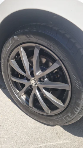 Skoda Superb, снимка 9