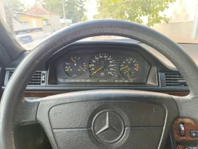 Mercedes-Benz 124 Хечбек , снимка 14