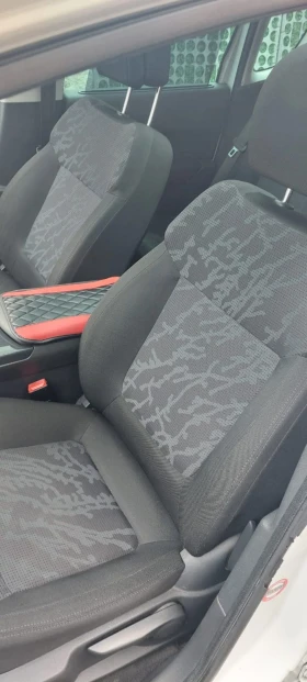 Обява за продажба на Peugeot 3008 1.6 HTP ~7 499 лв. - изображение 7 | Auto.bg Обява за продажба на Peugeot 3008 1.6 HTP ~7 499 лв. - изображение 7