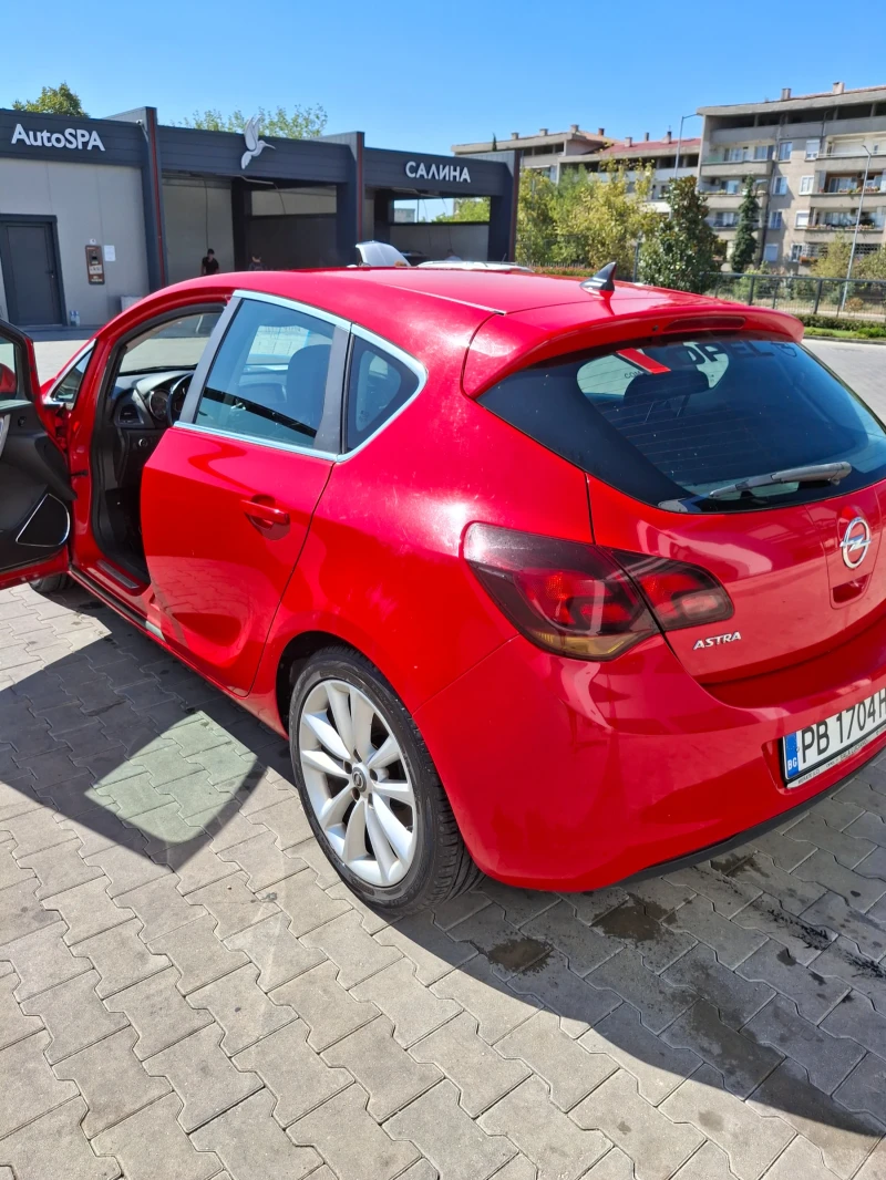 Opel Astra 1.7CDTI, снимка 3 - Автомобили и джипове - 47441226