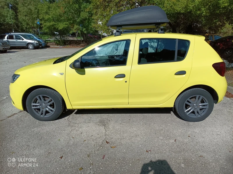 Dacia Sandero 0.9 TCe, снимка 4 - Автомобили и джипове - 47505757