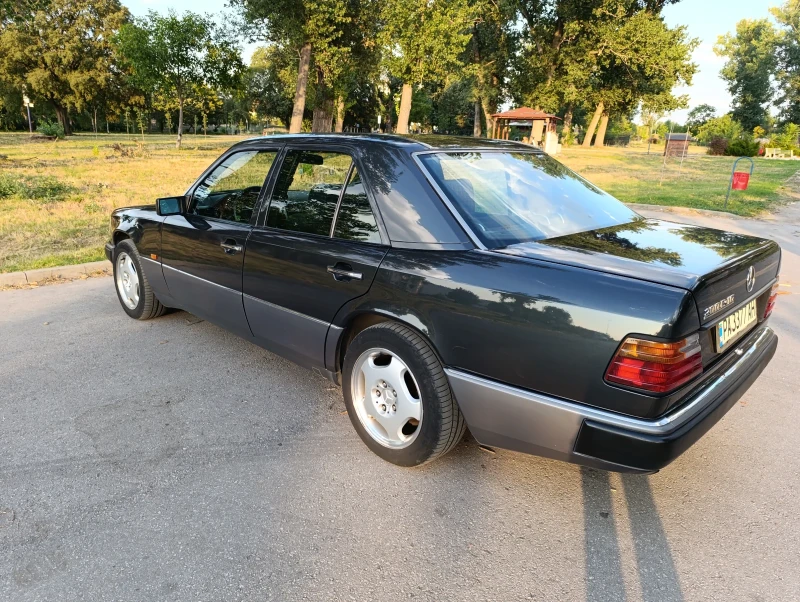 Mercedes-Benz 124 Хечбек , снимка 5 - Автомобили и джипове - 47526320