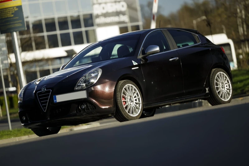 Alfa Romeo Giulietta 1750TBI QV, снимка 1 - Автомобили и джипове - 47549067