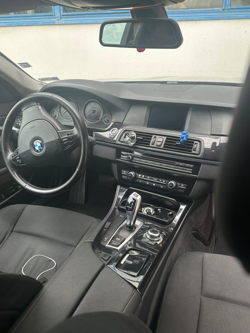 BMW 525, снимка 2 - Автомобили и джипове - 48106945