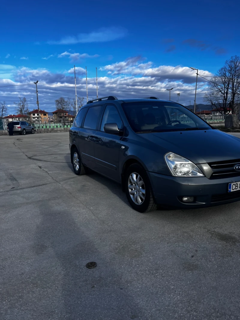 Kia Carnival, снимка 4 - Автомобили и джипове - 48778372