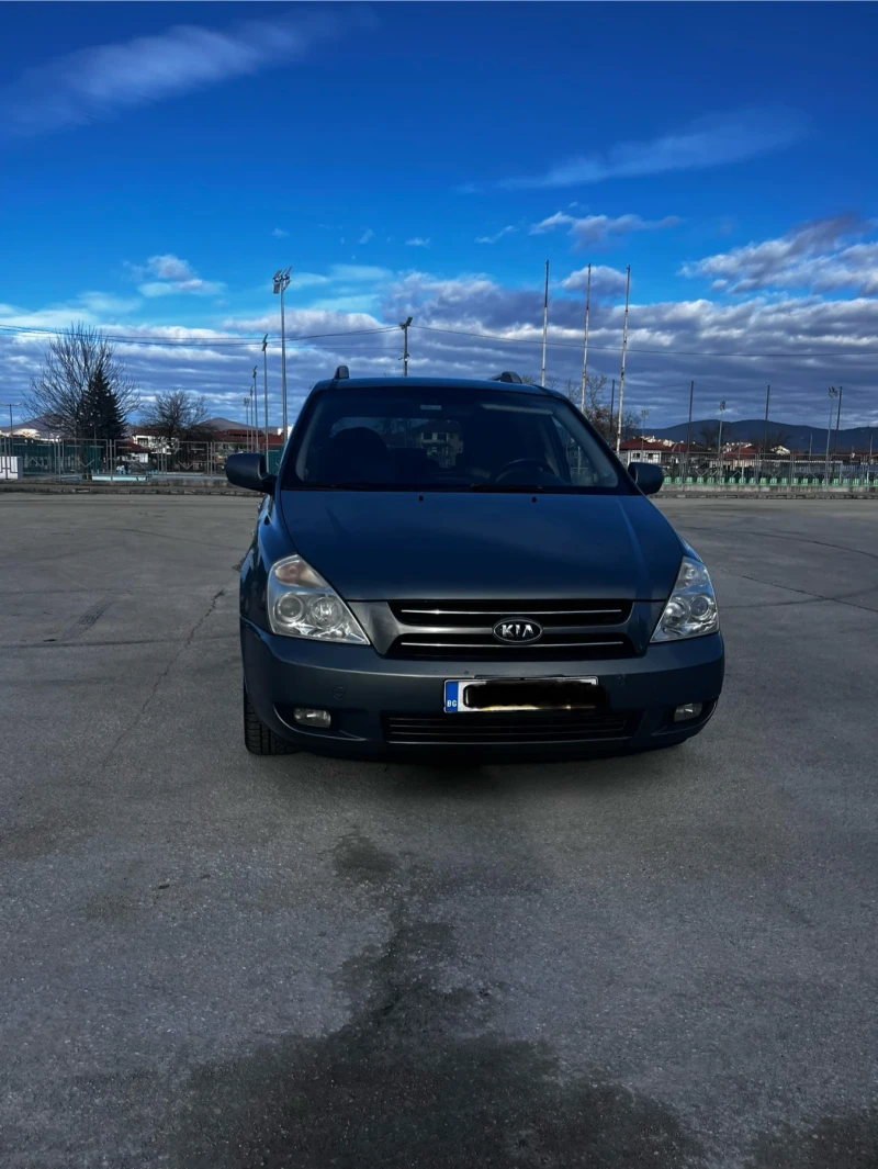 Kia Carnival, снимка 1 - Автомобили и джипове - 48778372