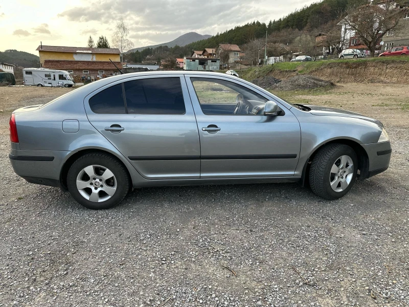 Skoda Octavia 1.6 MPI/GAS, снимка 7 - Автомобили и джипове - 49508657