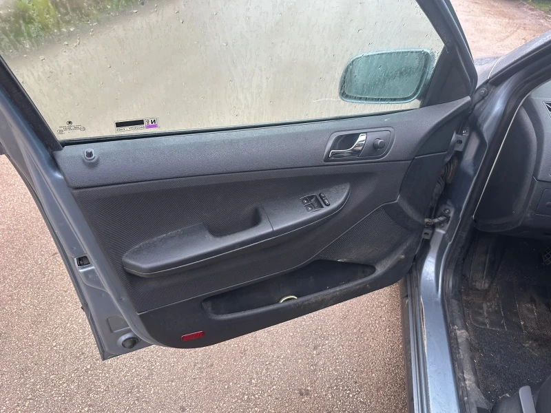 Skoda Fabia 1.9 SDI, снимка 8 - Автомобили и джипове - 52555270