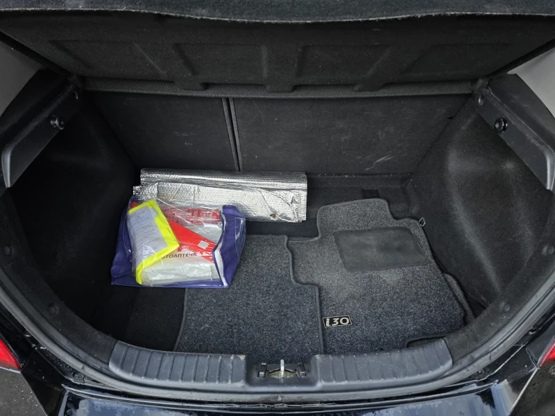 Hyundai I30, снимка 10 - Автомобили и джипове - 53244681