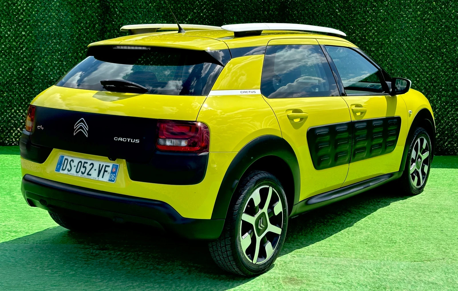 Citroen C4 Cactus 1.6HDI AUTOMATIC & KAMERA  - изображение 8