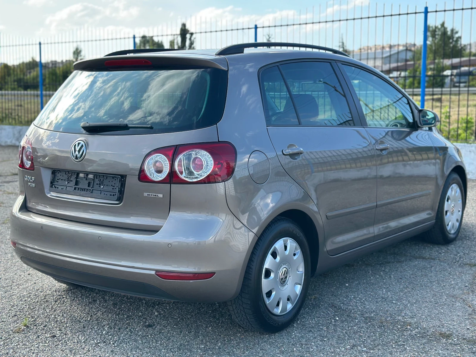 VW Golf Plus 1.6 Bifuel TEAM газ бензин - изображение 5
