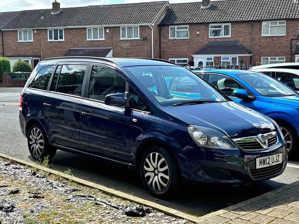 Opel Zafira  - изображение 5