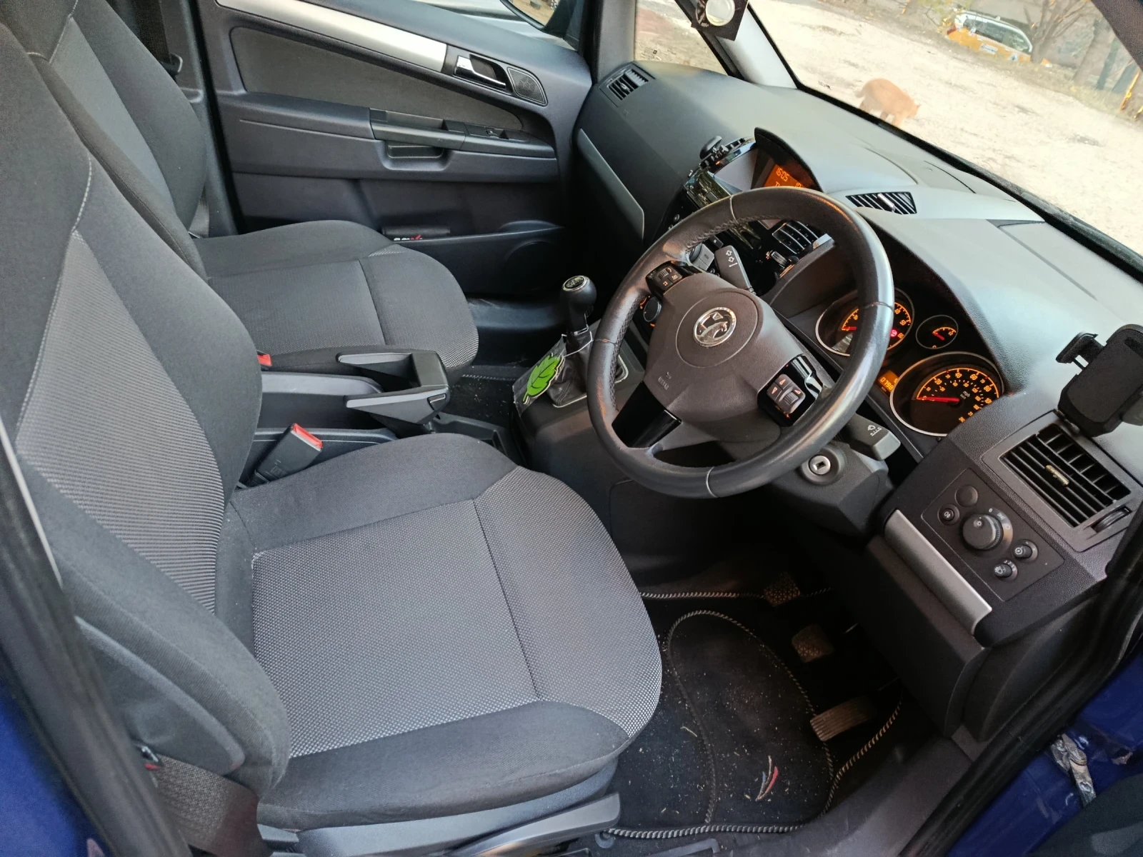 Opel Zafira  - изображение 7