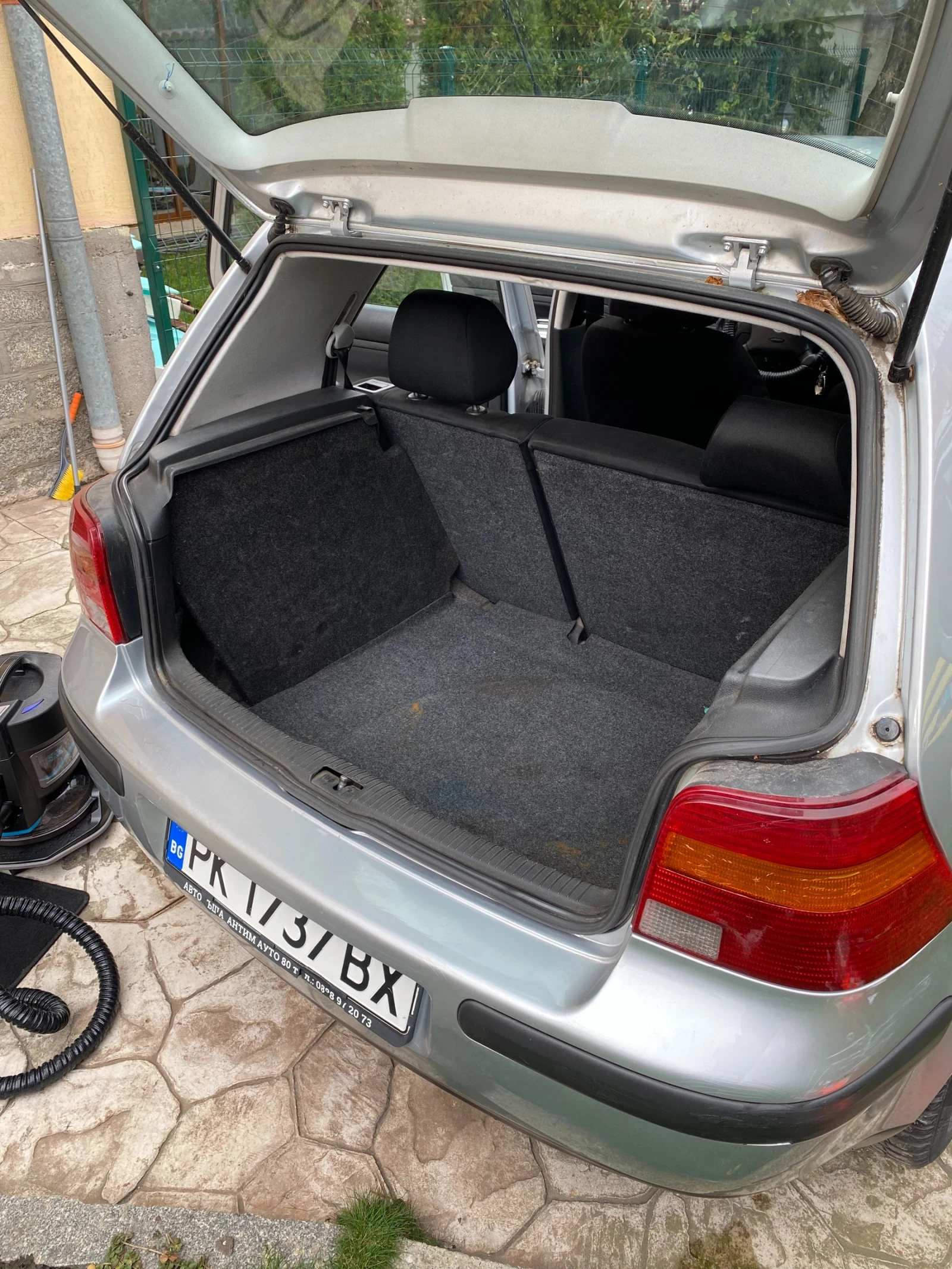 VW Golf 1.9 - изображение 6