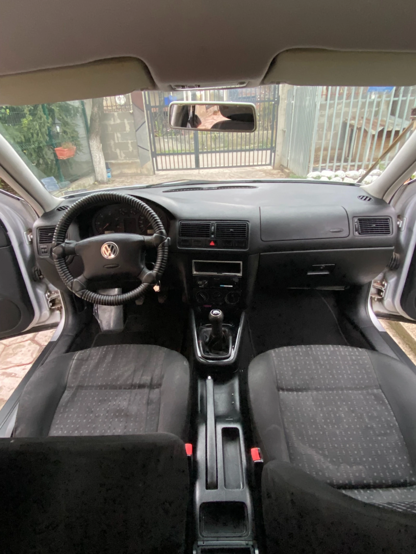 VW Golf 1.9 - изображение 9