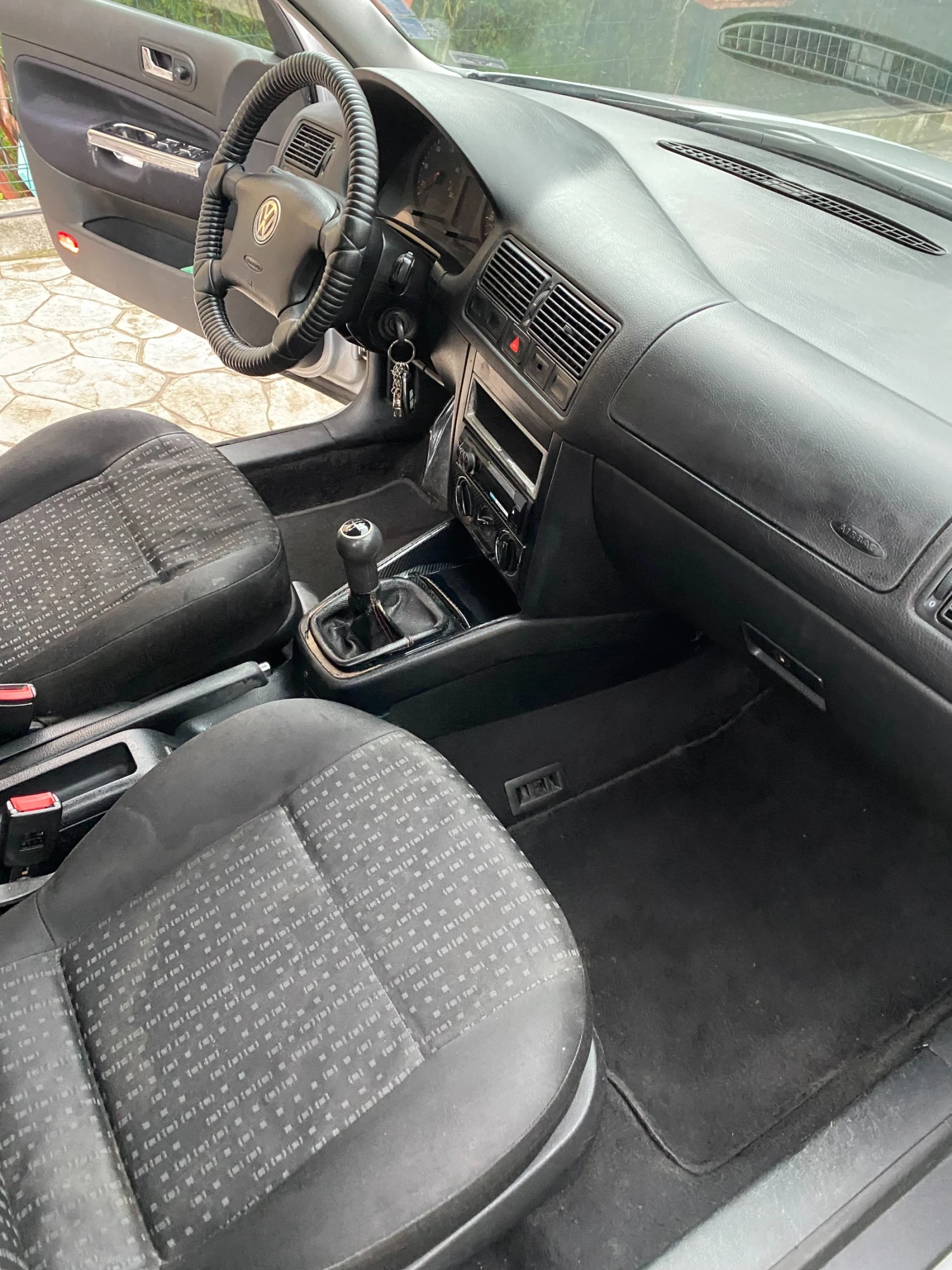 VW Golf 1.9 - изображение 10