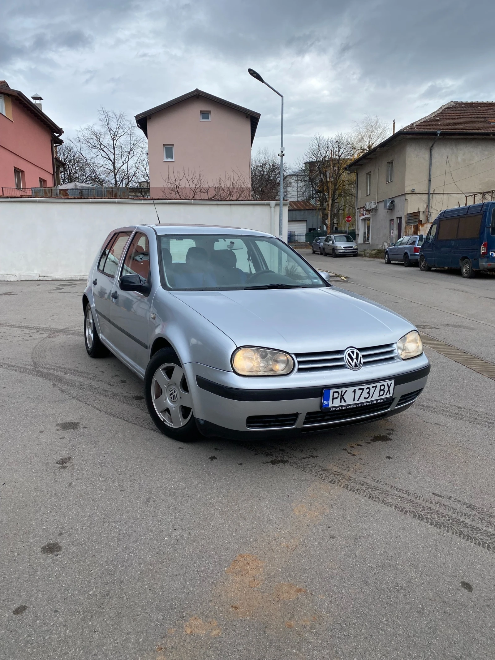 VW Golf 1.9 - изображение 2