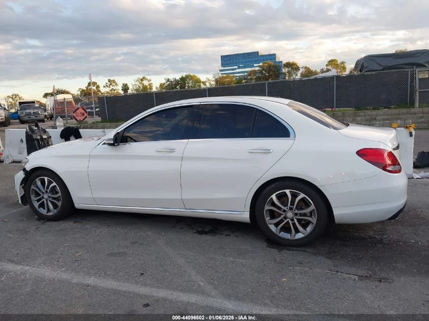 Mercedes-Benz C 300 2.0L I-4 DI, DOHC, VVT, TURBO, 241HP Rear Wheel - изображение 6