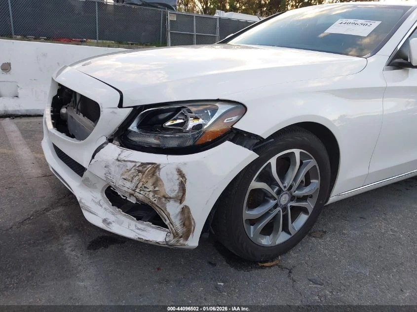 Mercedes-Benz C 300 2.0L I-4 DI, DOHC, VVT, TURBO, 241HP Rear Wheel | Mobile.bg � ����������� 11