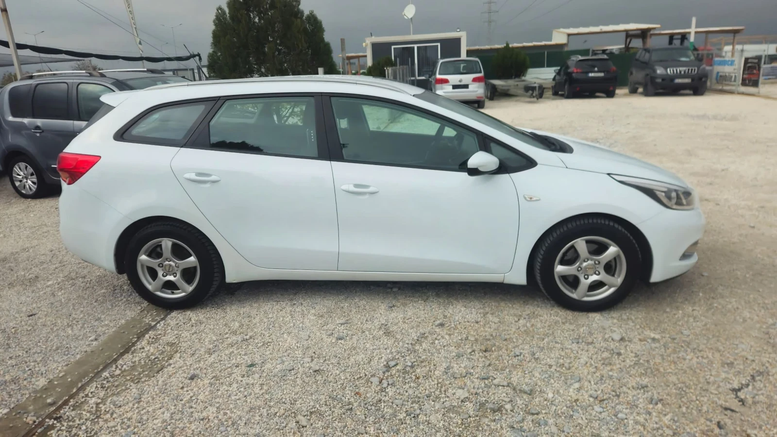 Kia Ceed  Kia Ceed 2015г.Navi.Фейс, снимка 6 - Автомобили и джипове - 53816895