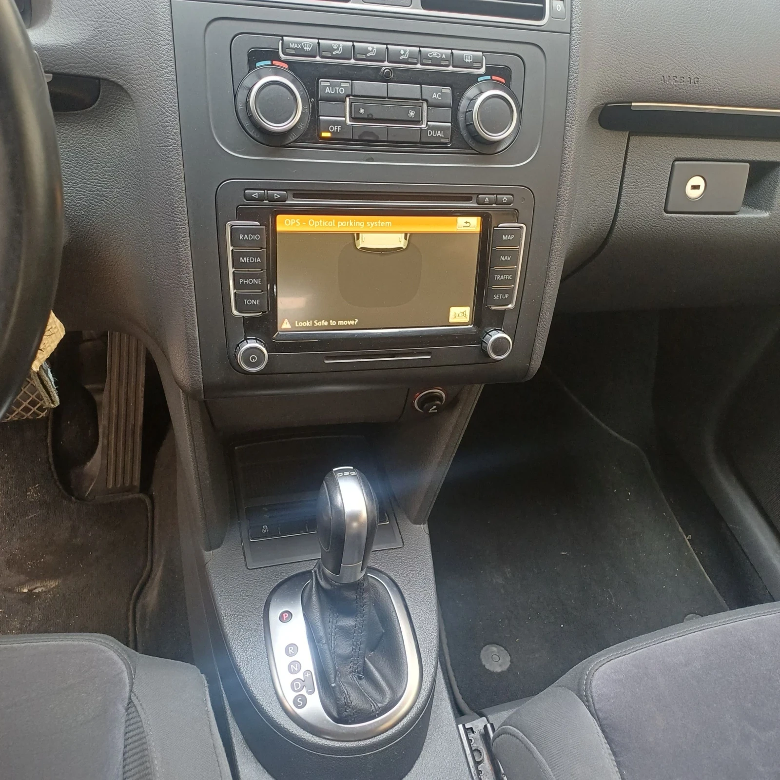 VW Touran 1, 4TSI.  DSG, снимка 7 - Автомобили и джипове - 53866730