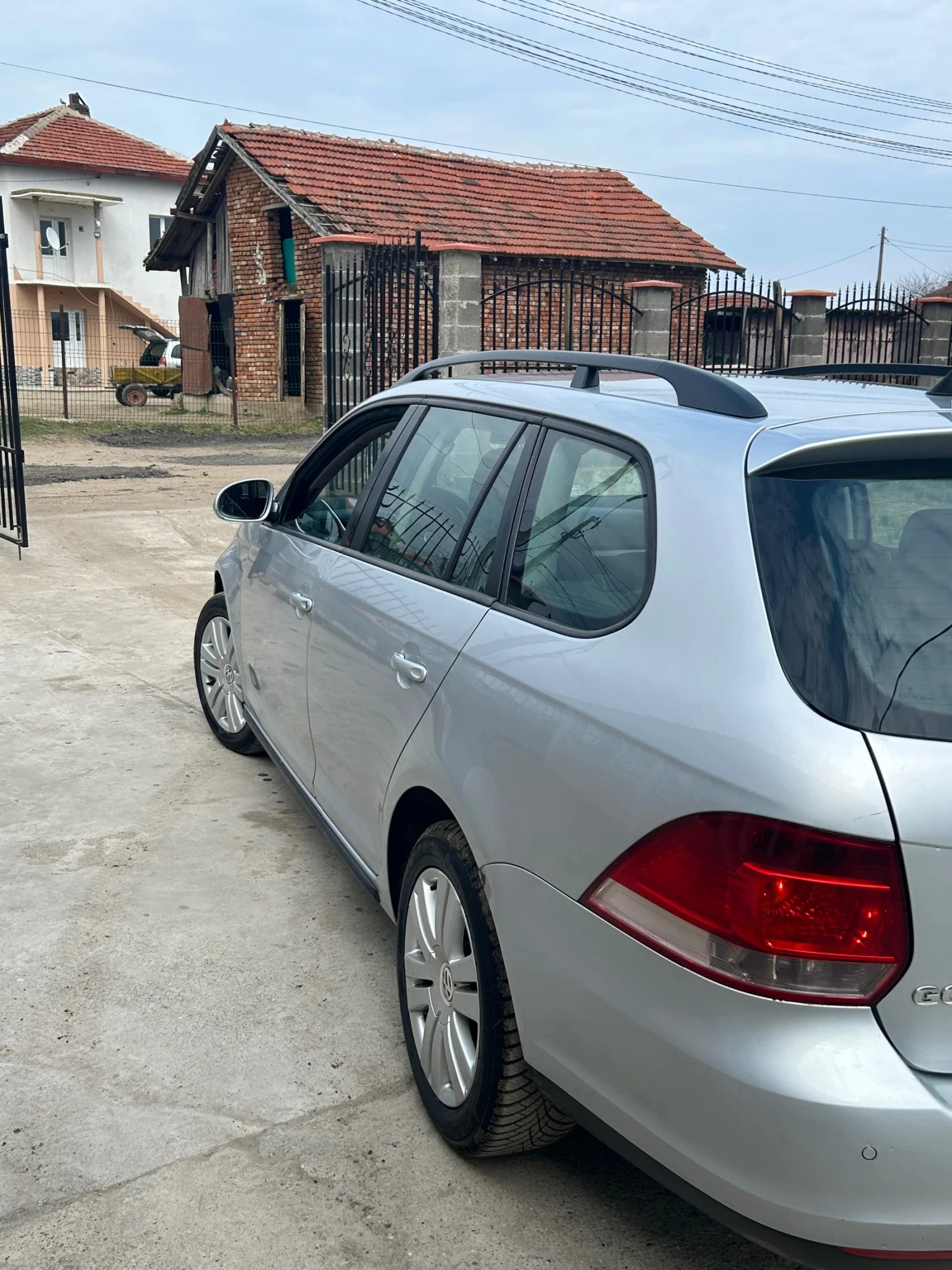 VW Golf, снимка 5 - Автомобили и джипове - 53922411