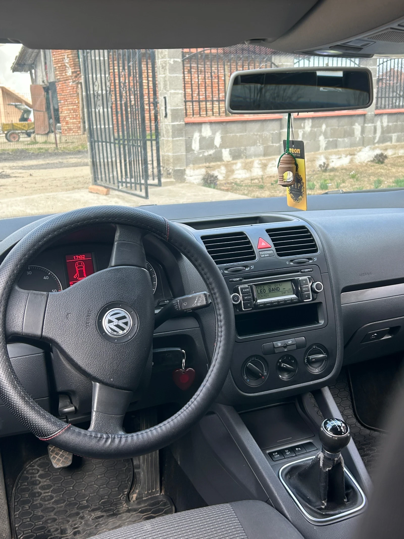 VW Golf, снимка 8 - Автомобили и джипове - 53922411