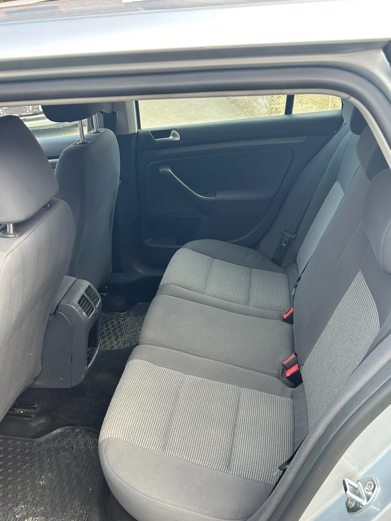 VW Golf, снимка 6 - Автомобили и джипове - 53922411