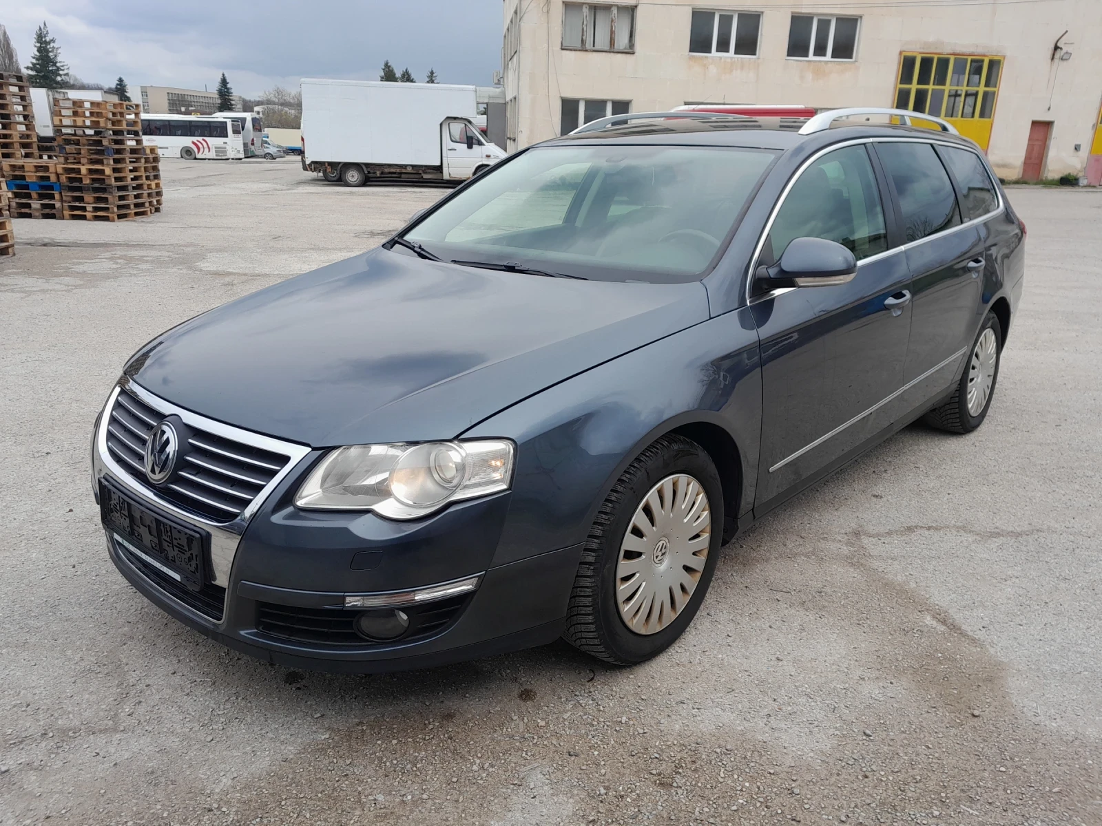 VW Passat 2.0 TDI 140 PS, снимка 6 - Автомобили и джипове - 54196240