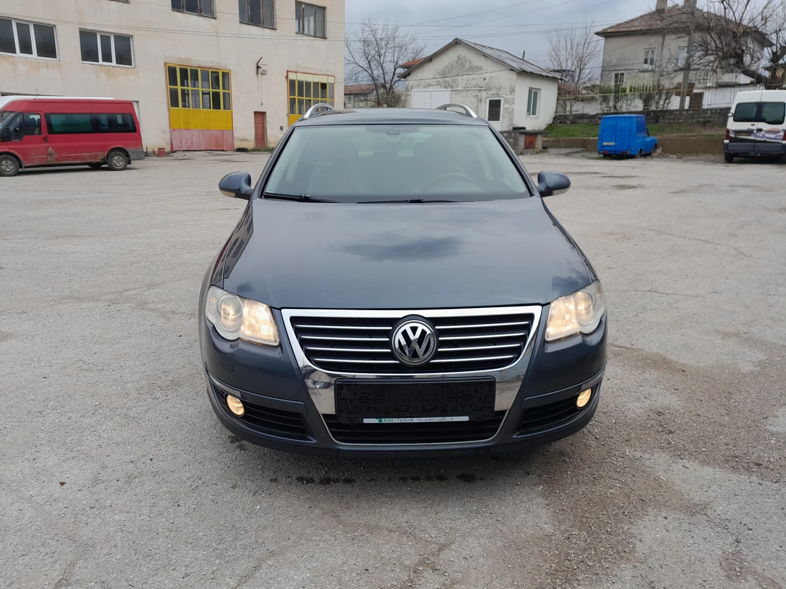VW Passat 2.0 TDI 140 PS, снимка 7 - Автомобили и джипове - 54196240