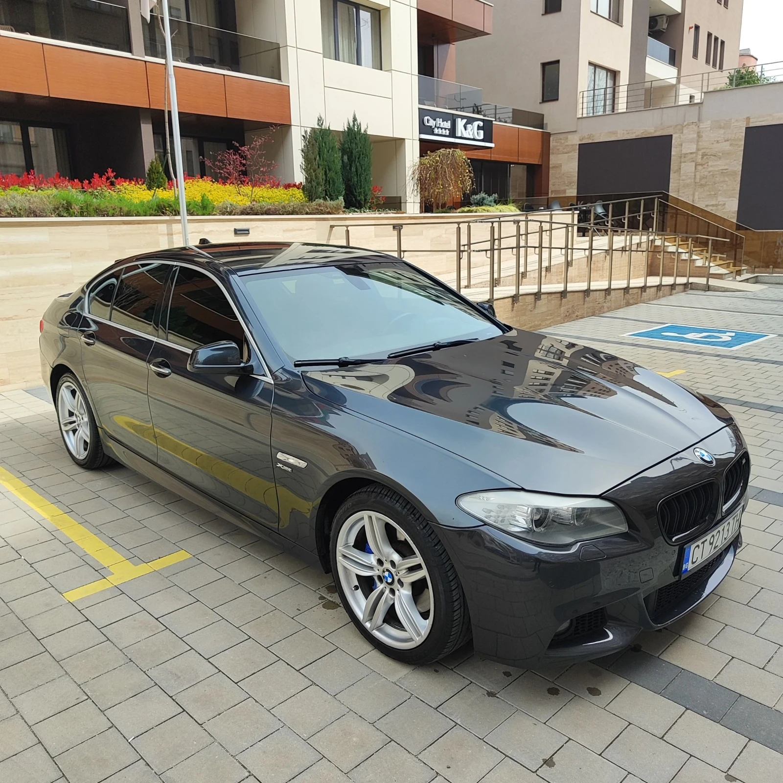BMW 530 3.0d M пакет 258к.с., снимка 3 - Автомобили и джипове - 54220293