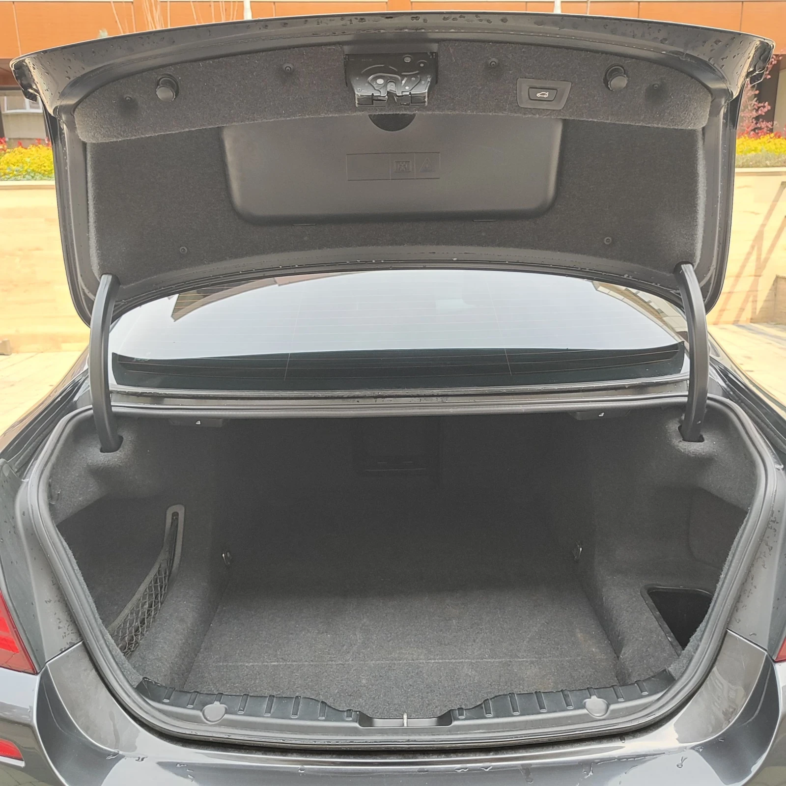 BMW 530 3.0d M пакет 258к.с., снимка 14 - Автомобили и джипове - 54220293