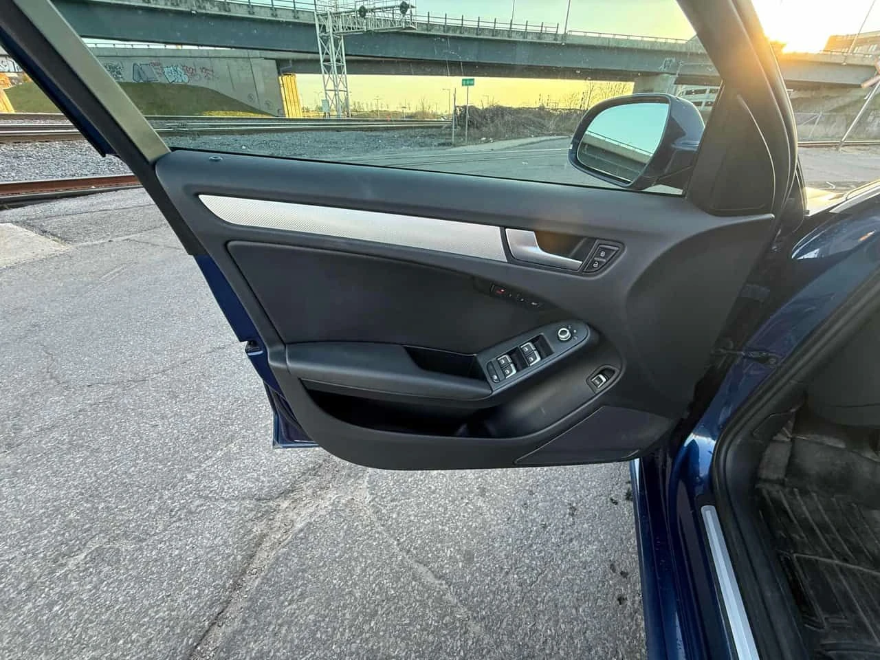 Audi A4 | Progressiv plus | 4X4 | ПАМОРАМА | ПОДГРЕВИ | , снимка 13 - Автомобили и джипове - 54343437