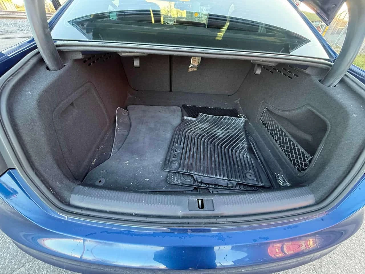 Audi A4 | Progressiv plus | 4X4 | ПАМОРАМА | ПОДГРЕВИ | , снимка 14 - Автомобили и джипове - 54343437