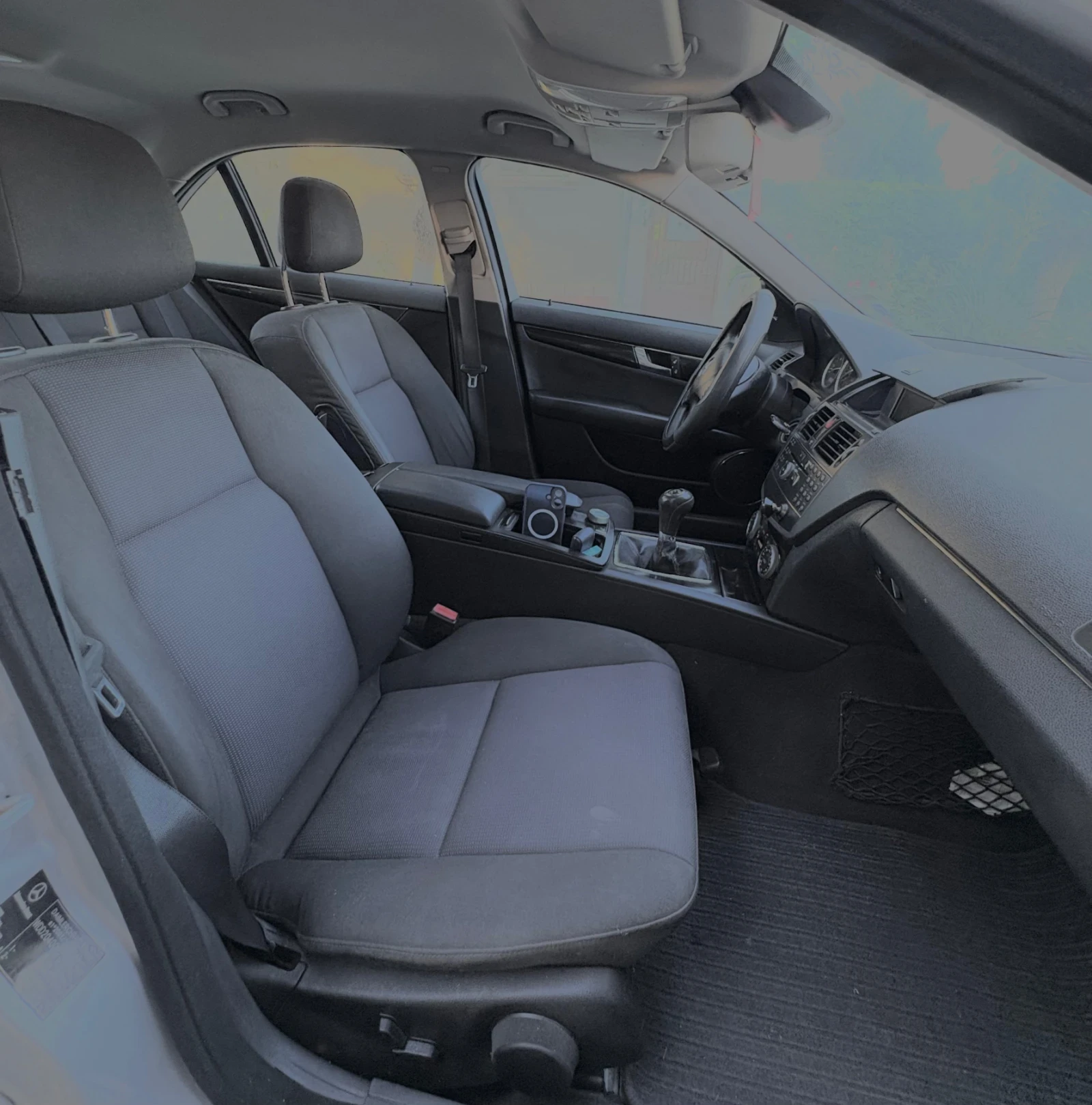 Mercedes-Benz C 220, снимка 8 - Автомобили и джипове - 54692563
