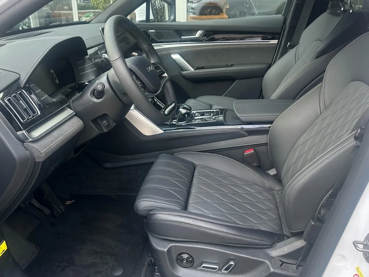 BYD Tang Flagship AWD | Mobile.bg � ����������� 6