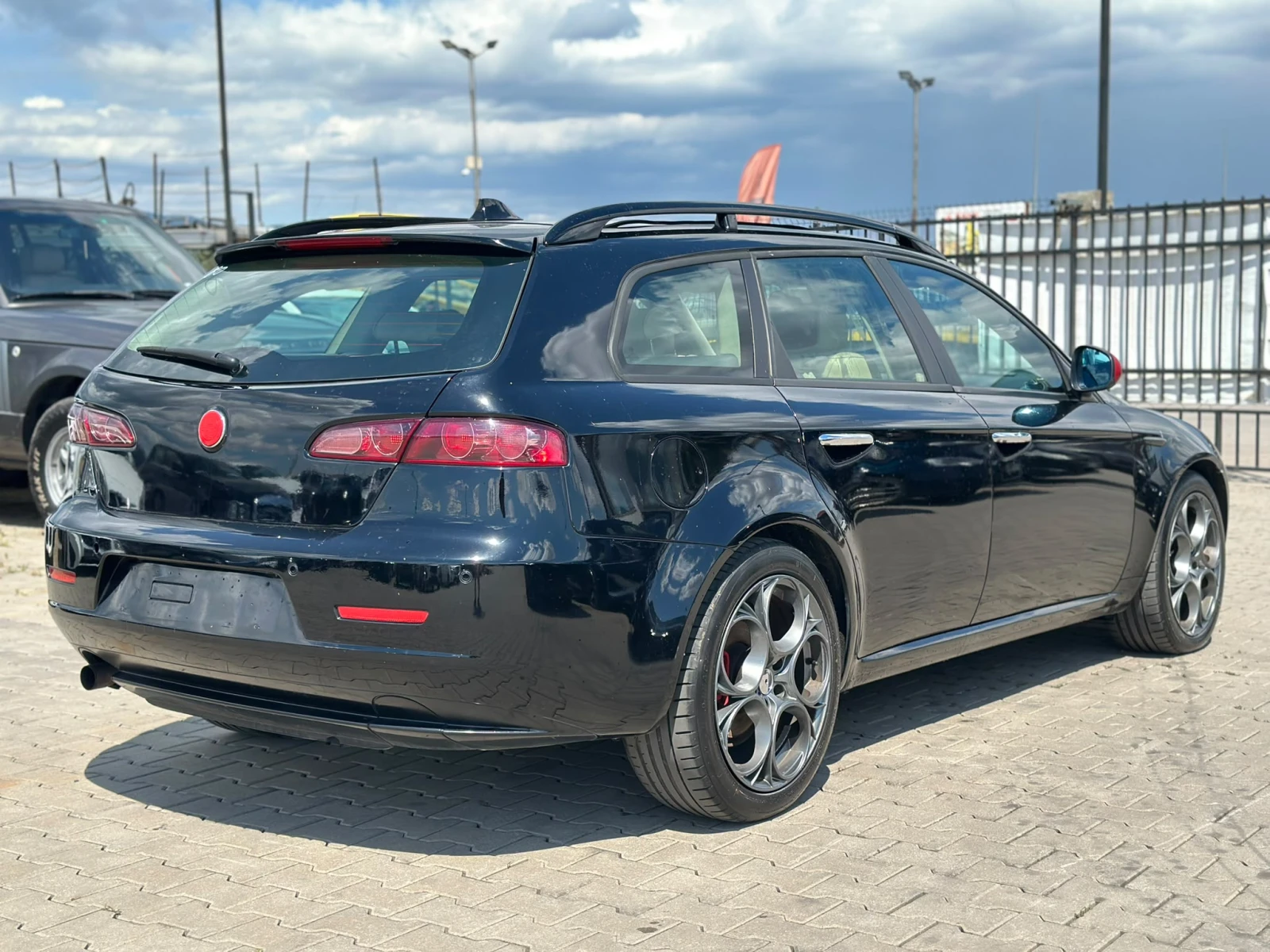 Alfa Romeo 159 sportwagon / 1.9D / 150HP / NAVI / КОЖА /, снимка 5 - Автомобили и джипове - 55222365
