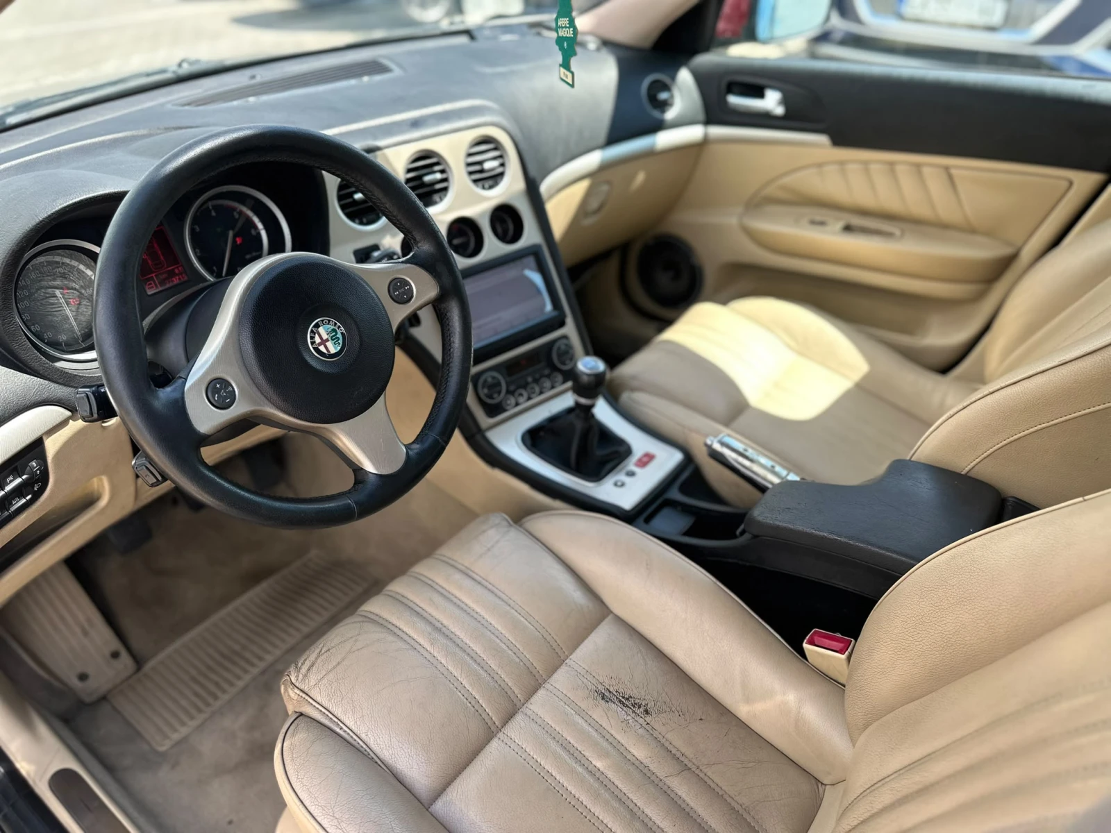 Alfa Romeo 159 sportwagon / 1.9D / 150HP / NAVI / КОЖА /, снимка 9 - Автомобили и джипове - 55222365